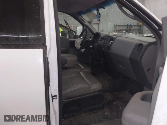 2007 Ford F-150 XL with VIN 1FTRF12287NA79909, listed as a IAAI auction lot 41432103 with 0 mi miles. Bid and sale history available at carsss.com. Image 5.