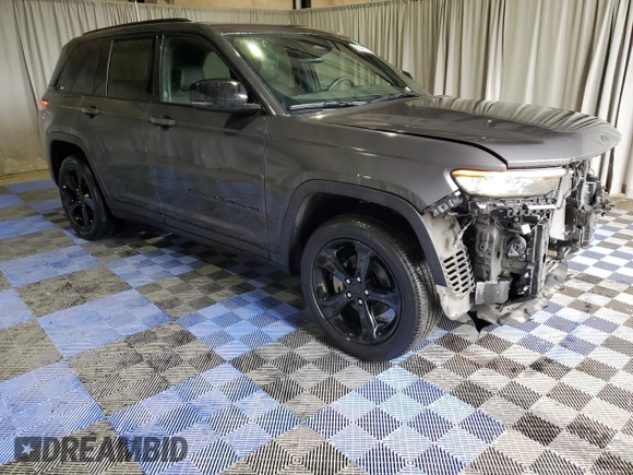 2023 Jeep Grand Cherokee Altitude z VIN 1C4RJHAG9PC621597, wystawiony jako Copart lot #61425335 z przebiegiem 50 644 mil mil oraz Czysty tytuł • Clean title. Historia ofert i sprzedaży dostępna na DreamBid. Obrazek 4.