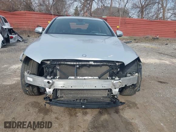 2017 Mercedes-Benz E 300 Luxury with VIN WDDZF4KB0HA091682, listed as a IAAI auction lot 41994966 with 37,238 mi miles and . Bid and sale history available at DreamBid. Image 6.