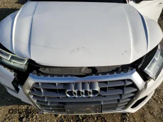 2018 Audi Q5 Premium Plus with VIN WA1BNAFY1J2111234, listed as a Copart auction lot 53334245 with 89,261 mi miles and Salvage Title. Bid and sale history available at carsss.com. Image 12.