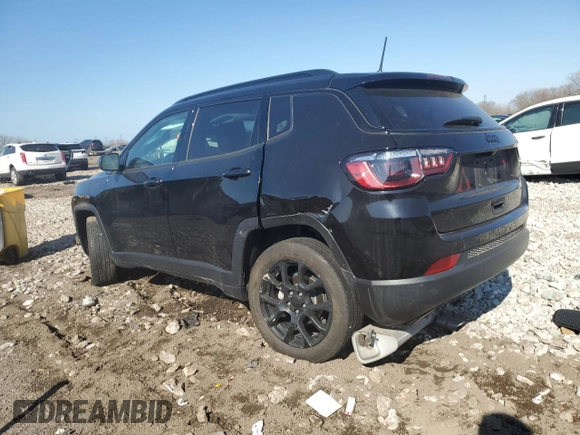 2022 Jeep Compass Altitude with VIN 3C4NJCBB2NT187786, listed as a Copart auction lot 53027925 with 45,894 mi miles and Salvage title. Bid and sale history available at DreamBid. Image 2.