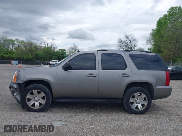 2007 GMC Yukon SLT z VIN 1GKFK13077R129885, wystawiony jako IAAI lot #42184207 z przebiegiem 264 848 mil mil oraz . Historia ofert i sprzedaży dostępna na DreamBid. Obrazek 14.