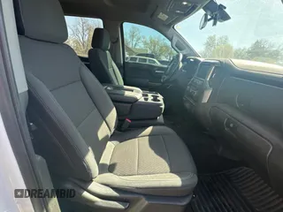 2021 Chevrolet Silverado 1500 LT with VIN 3GCUYDED1MG238048, listed as a Copart auction lot 50354435 with 156,095 mi miles and Clean Title. Bid and sale history available at carsss.com. Image 5.