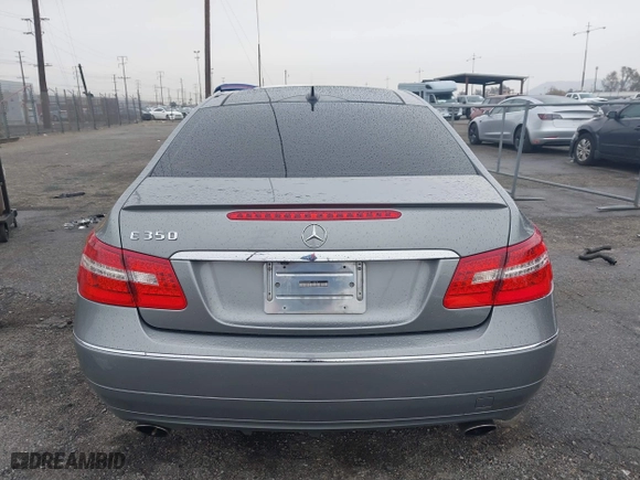 2011 Mercedes-Benz E-Class E 350 with VIN WDDKJ5GB6BF113516, listed as a IAAI auction lot 41735933 with 143,351 mi miles. Bid and sale history available at carsss.com. Image 16.