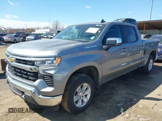 2023 Chevrolet Silverado 1500 LT with VIN 3GCPDDEK8PG338384, listed as a IAAI auction lot 41897377 with 43,212 mi miles. Bid and sale history available at carsss.com. Image 2.