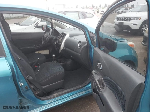 2015 Nissan Versa Note SV with VIN 3N1CE2CP7FL376261, listed as a IAAI auction lot 41636766 with 89,645 mi miles. Bid and sale history available at carsss.com. Image 5.