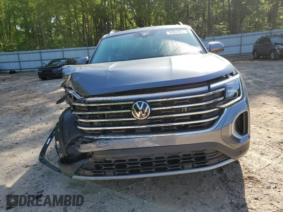 2024 Volkswagen Atlas SE with VIN 1V2JR2CA1RC598507, listed as a Copart auction lot 52904865 with 9,075 mi miles and Salvage title. Bid and sale history available at DreamBid. Image 5.