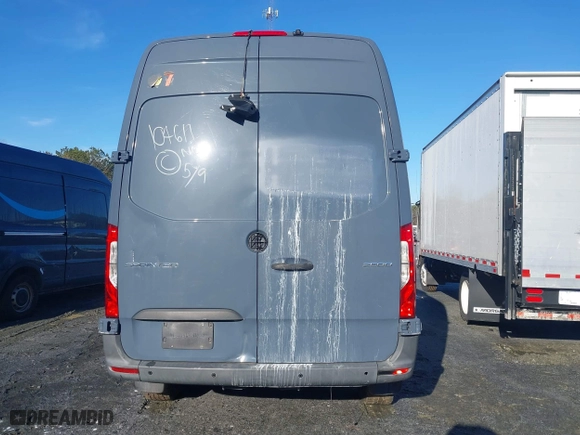 2019 Mercedes-Benz Sprinter Cargo Van with VIN WD4PF0CD5KP104611, listed as a IAAI auction lot 41256118 with 75,514 mi miles. Bid and sale history available at carsss.com. Image 15.