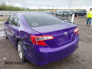 2014 Toyota Camry L with VIN 4T4BF1FK3ER419743, listed as a IAAI auction lot 41940669 with 92,822 mi miles. Bid and sale history available at carsss.com. Image 3.