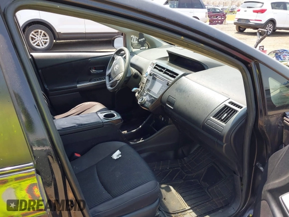 2015 Toyota Prius Two with VIN JTDZN3EU8FJ033613, listed as a IAAI auction lot 42424962 with 374,460 mi miles and . Bid and sale history available at DreamBid. Image 5.