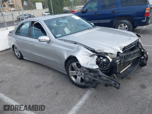 2004 Mercedes-Benz E 320 with VIN WDBUF65J94A571702, listed as a IAAI auction lot 41899412 with 123,570 mi miles and . Bid and sale history available at carsss.com. Image 1.