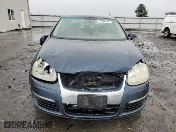 2006 Volkswagen Jetta Sedan Value Edition with VIN 3VWPF71K16M727396, listed as a Copart auction lot 51870415 with 222,371 mi miles and Salvage Title. Bid and sale history available at carsss.com. Image 5.