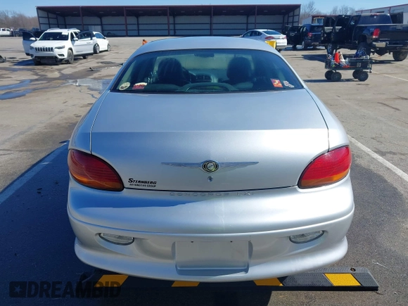 2004 Chrysler Concorde LXi z VIN 2C3HD36M64H664439, wystawiony jako IAAI lot #41661445 z przebiegiem 146 114 mil mil oraz . Historia ofert i sprzedaży dostępna na DreamBid. Obrazek 16.