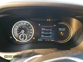 2022 Genesis G70 3.3T with VIN KMTG54TE0NU082165, listed as a Copart auction lot 68529454 with 33,500 mi miles and Salvage Title. Bid and sale history available at carsss.com. Image 9.