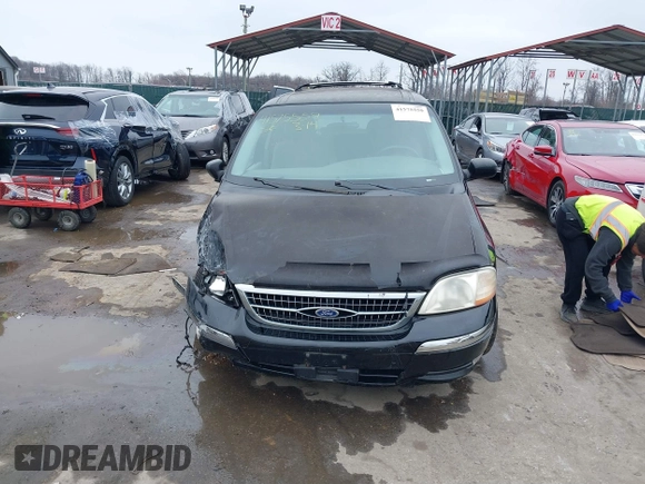 1999 Ford Windstar SE with VIN 2FMDA5243XBC41132, listed as a IAAI auction lot 41575559 with 240,497 mi miles and . Bid and sale history available at carsss.com. Image 12.