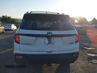 2019 Honda Passport Sport with VIN 5FNYF8H24KB002411, listed as a IAAI auction lot 42567249 with 60,154 mi miles and . Bid and sale history available at DreamBid. Image 16.