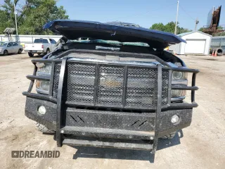 2016 Chevrolet Silverado 3500HD LTZ with VIN 1GC4K0C83GF236081, listed as a Copart auction lot 62217924 with 138,197 mi miles and Salvage Title. Bid and sale history available at DreamBid. Image 5.