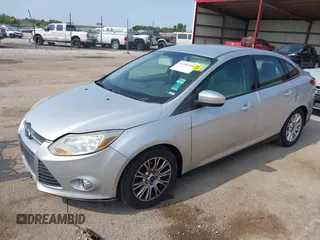 2012 Ford Focus SE with VIN 1FAHP3F22CL115653, listed as a IAAI auction lot 42380304 with 192,639 mi miles and . Bid and sale history available at DreamBid. Image 17.