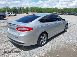 2013 Ford Fusion SE with VIN 3FA6P0HR6DR174384, listed as a IAAI auction lot 42025697 with 126,629 mi miles and . Bid and sale history available at DreamBid. Image 4.
