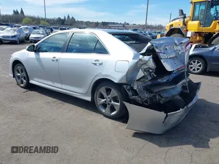 2014 Toyota Camry L with VIN 4T1BF1FK6EU853326, listed as a IAAI auction lot 41874392 with 134,532 mi miles. Bid and sale history available at carsss.com. Image 3.