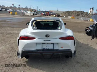 2021 Toyota Supra 3.0 with VIN WZ1DB0C09MW039777, listed as a IAAI auction lot 41915469 with 43,956 mi miles and . Bid and sale history available at DreamBid. Image 16.
