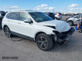 2019 Volkswagen Tiguan SE with VIN 3VV3B7AX9KM067418, listed as a IAAI auction lot 41434045 with 96,968 mi miles. Bid and sale history available at carsss.com. Image 1.