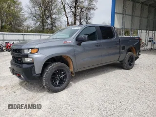 2021 Chevrolet Silverado 1500 Custom Trail Boss with VIN 3GCPYCEF8MG347180, listed as a Copart auction lot 52203695 with 32,187 mi miles and Salvage Title. Bid and sale history available at DreamBid. Image 1.