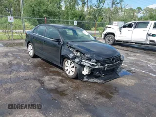 2013 Volkswagen Jetta SE with VIN 3VWDX7AJ4DM396477, listed as a IAAI auction lot 42659959 with 115,833 mi miles and . Bid and sale history available at DreamBid. Image 1.