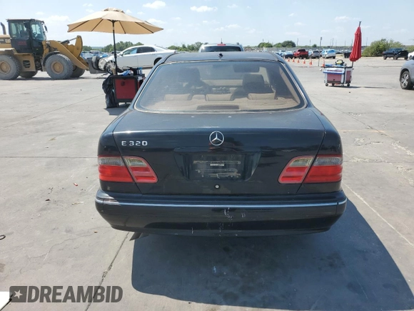 2001 Mercedes-Benz E-Class with VIN WDBJF65J01B225871, listed as a Copart auction lot 66136994 with 2,139,454 mi miles and Clean Title. Bid and sale history available at carsss.com. Image 6.