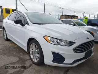 2020 Ford Fusion SE z VIN 3FA6P0LU6LR113532, wystawiony jako IAAI lot #41794966 z przebiegiem 50 128 mil mil oraz . Historia ofert i sprzedaży dostępna na DreamBid. Obrazek 1.