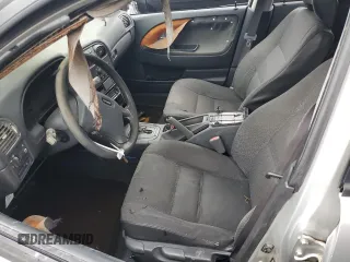 2001 Volvo V40 z VIN YV1VW29531F601362, wystawiony jako Copart lot #72295744 z przebiegiem Nie podano mil oraz Szkody całkowita. Historia ofert i sprzedaży dostępna na DreamBid. Obrazek 7.