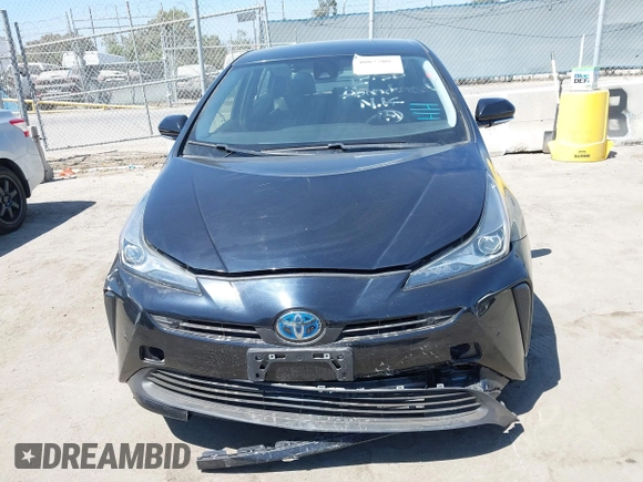 2020 Toyota Prius L Eco z VIN JTDKARFU1L3117772, wystawiony jako IAAI lot #40077005 z przebiegiem 71 892 mil mil oraz . Historia ofert i sprzedaży dostępna na DreamBid. Obrazek 12.