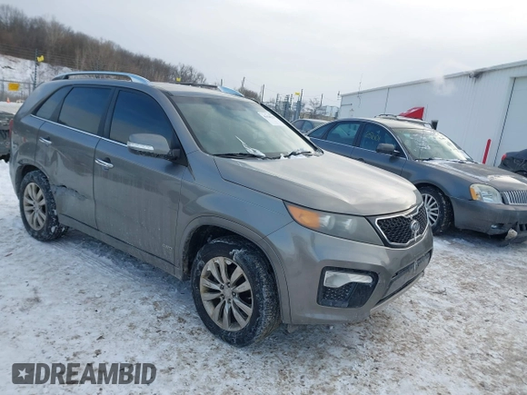 2012 Kia Sorento SX with VIN 5XYKWDA26CG192585, listed as a IAAI auction lot 41628229 with 148,613 mi miles. Bid and sale history available at carsss.com. Image 1.