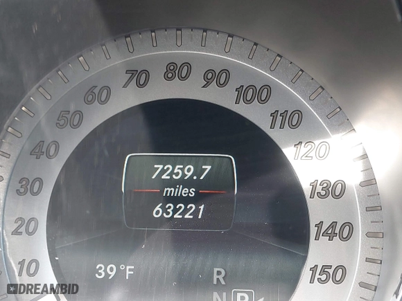 2014 Mercedes-Benz GLK-Class GLK 250 BlueTEC with VIN WDCGG0EB0EG265336, listed as a IAAI auction lot 41304188 with 63,221 mi miles. Bid and sale history available at carsss.com. Image 16.