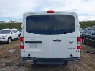 2018 Nissan NV SV with VIN 1N6AF0KY0JN815953, listed as a IAAI auction lot 40601820 with 1 mi miles. Bid and sale history available at carsss.com. Image 16.