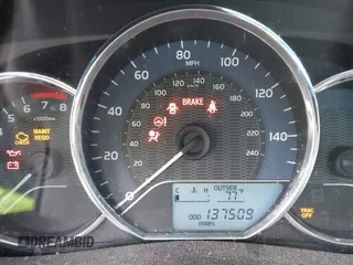 2014 Toyota Corolla L с VIN 5YFBURHE2EP134443, выставлен на аукционе IAAI как лот 42151588 с пробегом 137 509 миль миль и . История ставок и продаж доступна на DreamBid. Изображение 15.