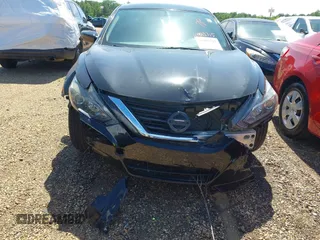 2018 Nissan Altima SV with VIN 1N4AL3AP7JC202705, listed as a IAAI auction lot 41883715 with 50,382 mi miles and . Bid and sale history available at carsss.com. Image 6.