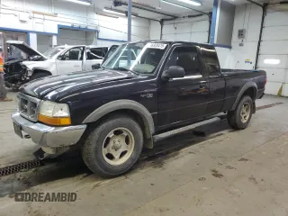 2000 Ford Ranger XLT with VIN 1FTZR15X3YTB33368, listed as a Copart auction lot 46928415 with 220,211 mi miles and Salvage Title. Bid and sale history available at carsss.com. Image 1.