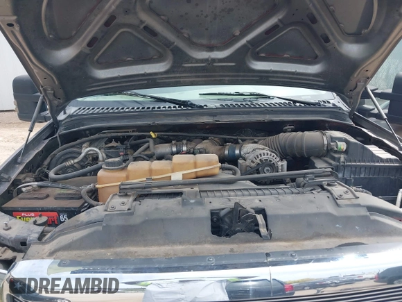 2000 Ford F-350 XL with VIN 1FTSX31FXYEB52620, listed as a IAAI auction lot 41944992 with 213,712 mi miles and . Bid and sale history available at DreamBid. Image 10.