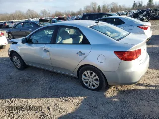 2010 Kia Forte LX with VIN KNAFT4A25A5237934, listed as a Copart auction lot 82294894 with 181,791 mi miles and Non Repairable. Bid and sale history available at carsss.com. Image 2.