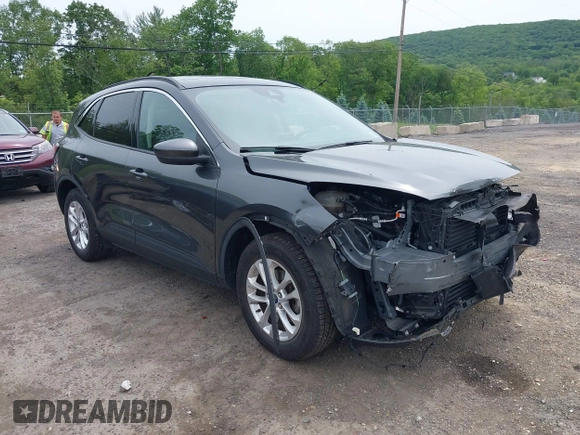 2020 Ford Escape SE z VIN 1FMCU9G68LUB54383, wystawiony jako IAAI lot #42356897 z przebiegiem 69 587 mil mil oraz . Historia ofert i sprzedaży dostępna na DreamBid. Obrazek 1.