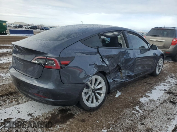 2023 Tesla Model 3 z VIN 5YJ3E1EA5PF453340, wystawiony jako Copart lot #45704835 z przebiegiem 27 114 mil mil oraz Szkoda całkowita • Salvage title. Historia ofert i sprzedaży dostępna na DreamBid. Obrazek 3.