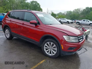 2018 Volkswagen Tiguan S с VIN 3VV1B7AX1JM124684, выставлен на аукционе IAAI как лот 42084564 с пробегом 160 151 миль миль и . История ставок и продаж доступна на DreamBid. Изображение 1.
