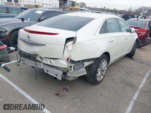 2014 Cadillac XTS Luxury with VIN 2G61M5S3XE9185493, listed as a IAAI auction lot 41711302 with 89,725 mi miles. Bid and sale history available at carsss.com. Image 4.