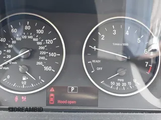 2017 BMW X1 xDrive28i with VIN WBXHT3Z38H4A55086, listed as a IAAI auction lot 42459276 with 101,907 mi miles and . Bid and sale history available at DreamBid. Image 7.