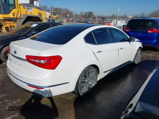 2015 Kia Cadenza Premium with VIN KNALN4D7XF5196941, listed as a IAAI auction lot 41480233 with 118,837 mi miles. Bid and sale history available at carsss.com. Image 4.