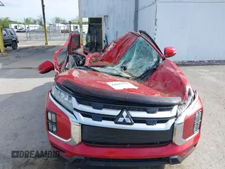 2021 Mitsubishi Outlander ES z VIN JA4ARUAU5MU007604, wystawiony jako IAAI lot #42241086 z przebiegiem 471 mil mil oraz . Historia ofert i sprzedaży dostępna na DreamBid. Obrazek 6.