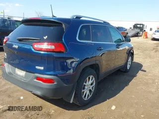 2018 Jeep Cherokee Latitude Tech Connect with VIN 1C4PJMCB8JD523387, listed as a IAAI auction lot 42022995 with 35,184 mi miles and . Bid and sale history available at DreamBid. Image 4.