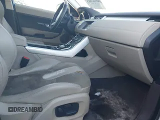 2013 Land Rover Range Rover Evoque Pure z VIN SALVN2BG2DH739464, wystawiony jako IAAI lot #41661683 z przebiegiem 103 227 mil mil oraz . Historia ofert i sprzedaży dostępna na DreamBid. Obrazek 5.