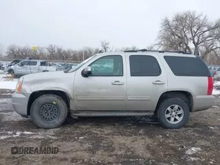 2009 GMC Yukon SLT 4SB with VIN 1GKFK33009R240793, listed as a IAAI auction lot 41418512 with 159,931 mi miles and . Bid and sale history available at DreamBid. Image 14.